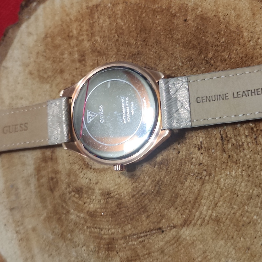 Guess Watch - Picture 3 of 7